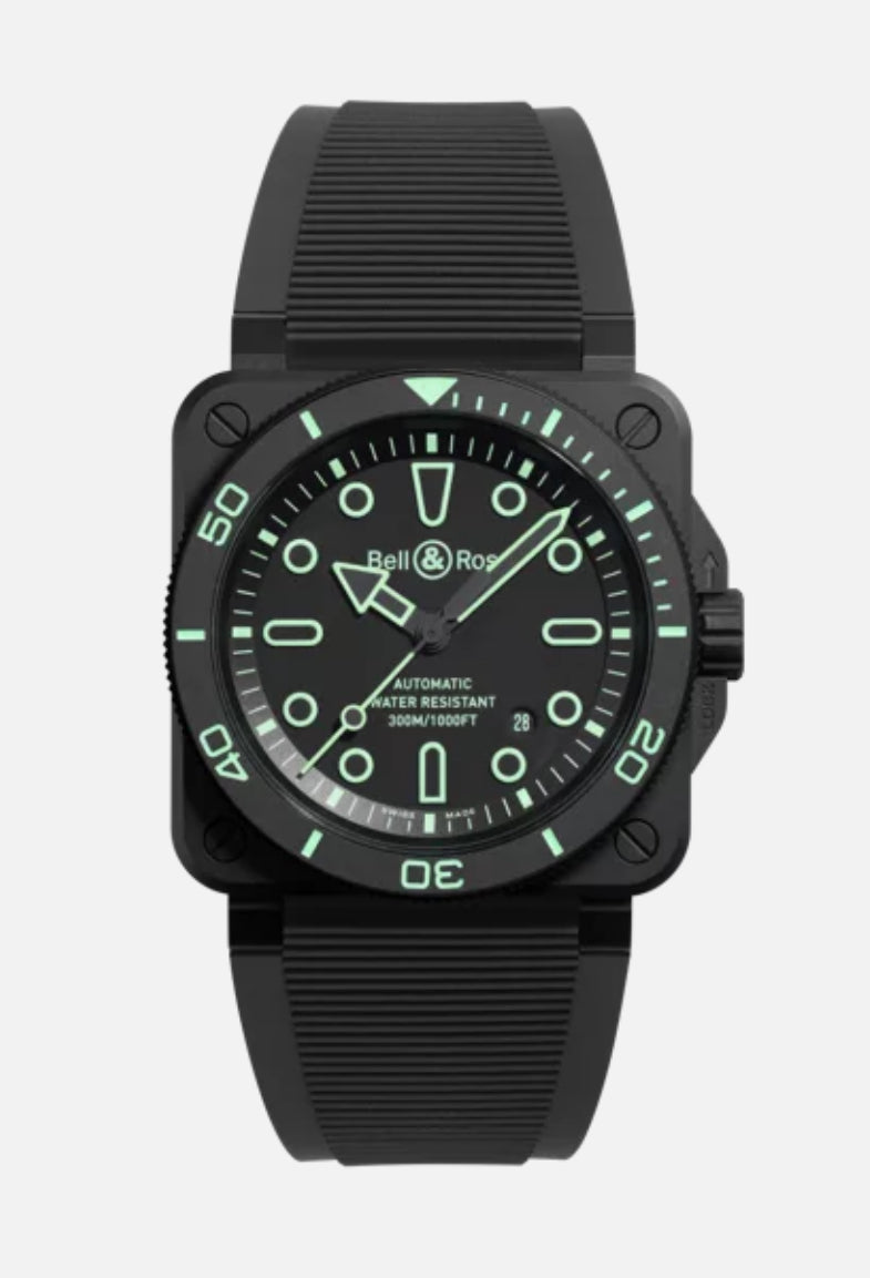 BELL & ROSS-BR-03 DIVER LUM OUTLINE
42 MM
Limited edition of 500 pieces BR03A-D-OL-CE/SRB