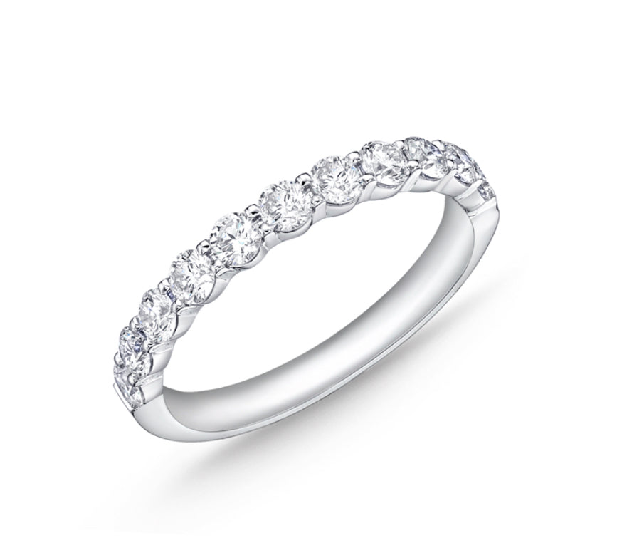 MEMOIRE-PETITE PRONG 11-STONE DIA BAND 0.72-0.81CTW (2.60MM STONES)
Petite Prong 11-Stone Diamond Band .75ctw approx ERPT12665008W72000