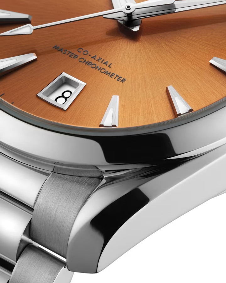 OMEGA-SEAMASTER
AQUA TERRA SHADES
38 MM, STEEL ON STEEL 220.10.38.20.12.001