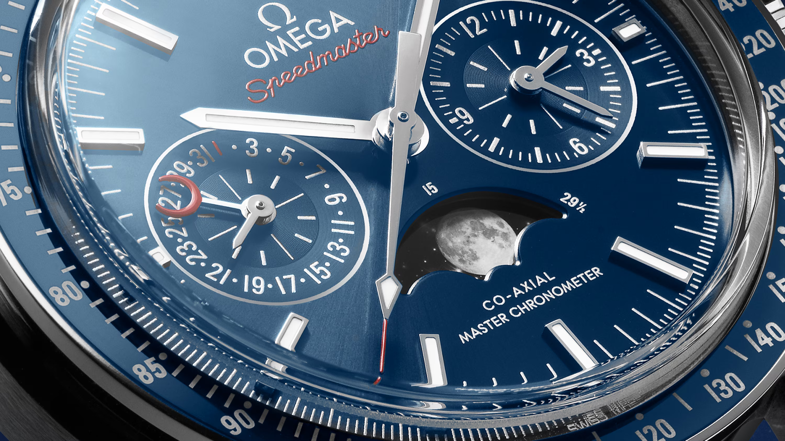 グッチー　42/44 トゥームーン OMEGA-MOONPHASE CO‑AXIAL MASTER CHRONOMETER MOONPHASE