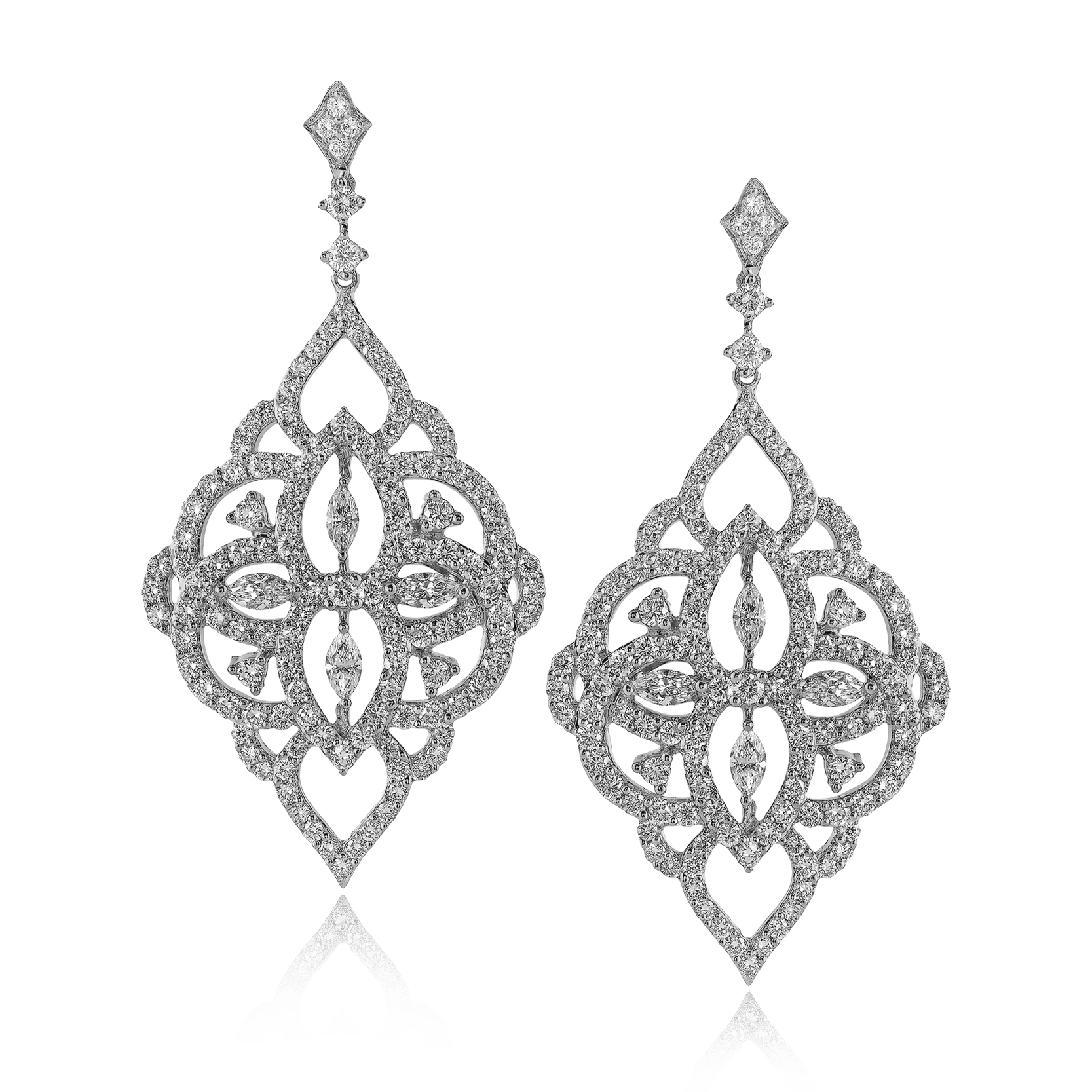 SIMON G 18K GOLD WITH WHITE DIAMOND EARRINGS - M&R Jewelers