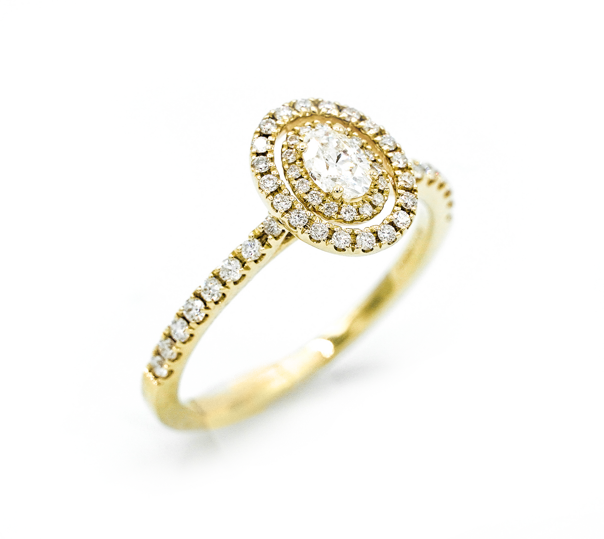 Zeghani - Oval Brilliant Cut Ring in 14kt Yellow Gold
